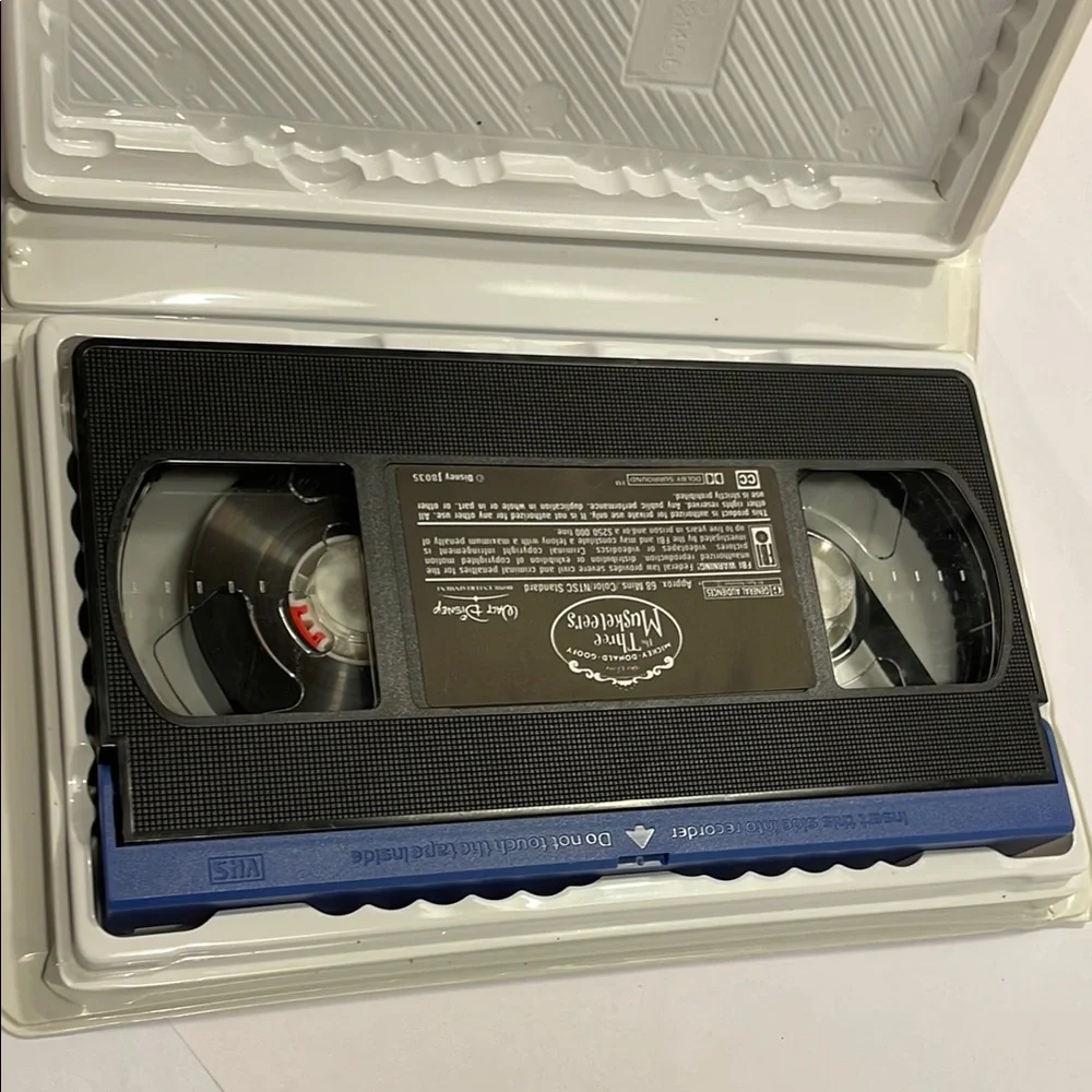 Disney's The Three Musketeers VHS